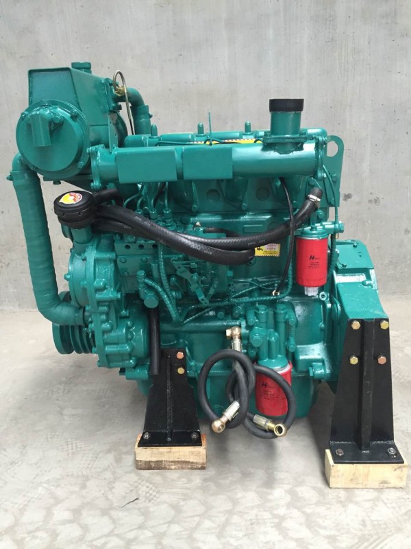 濰坊柴油機(jī)四缸發(fā)動(dòng)機(jī)